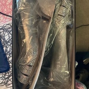 Alex Marie Peep Toe Heels - Silver - Size 9 - SYMONE004